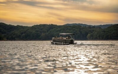 Top 10 Reasons for Traveling to the Lakeside of the Smokies in 2021